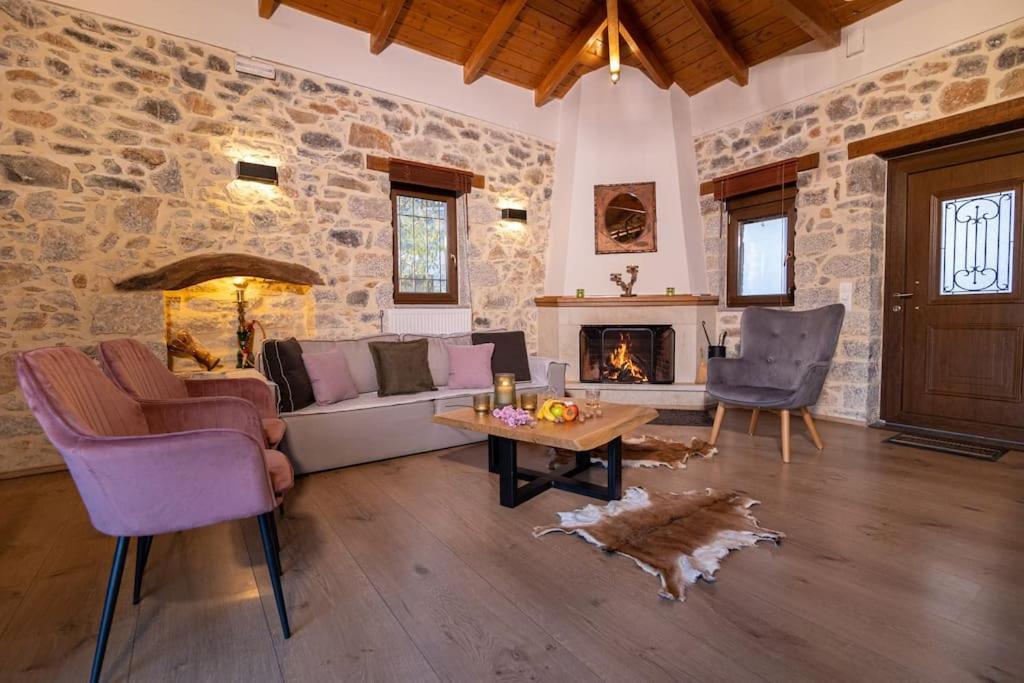 Lasithi Luxury Villa Mesa Lasithi Екстериор снимка