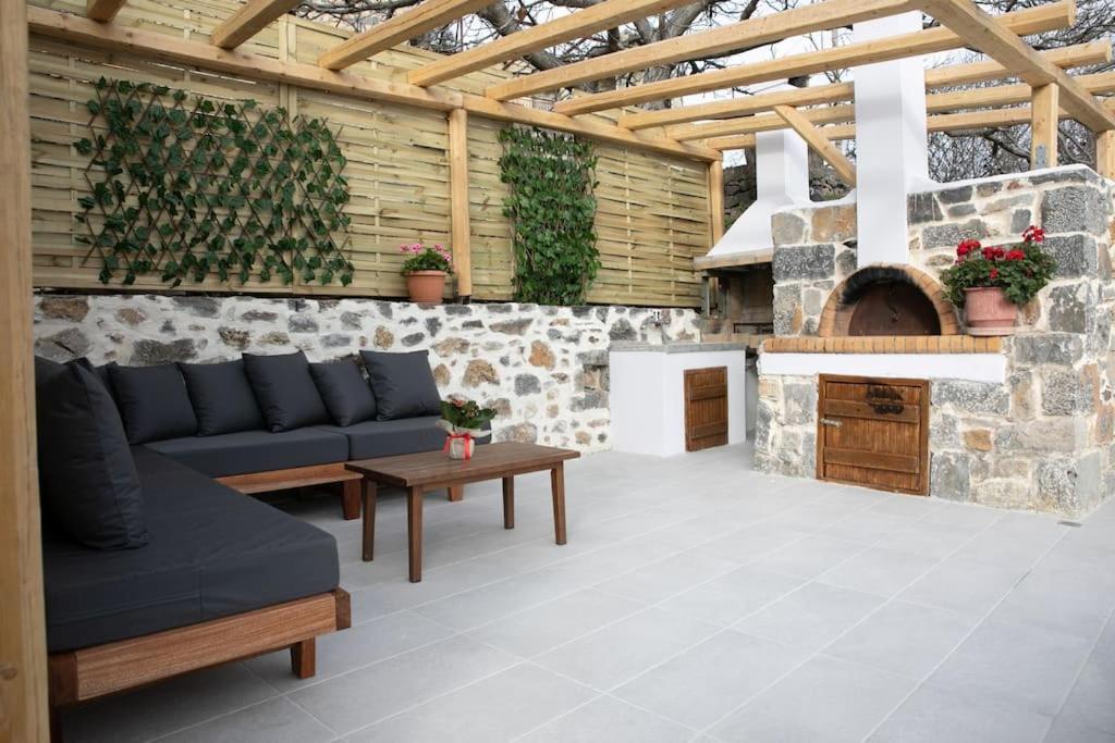 Lasithi Luxury Villa Mesa Lasithi Екстериор снимка