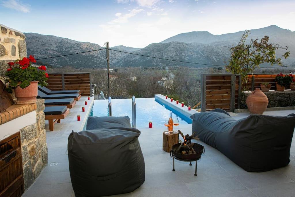 Lasithi Luxury Villa Mesa Lasithi Екстериор снимка